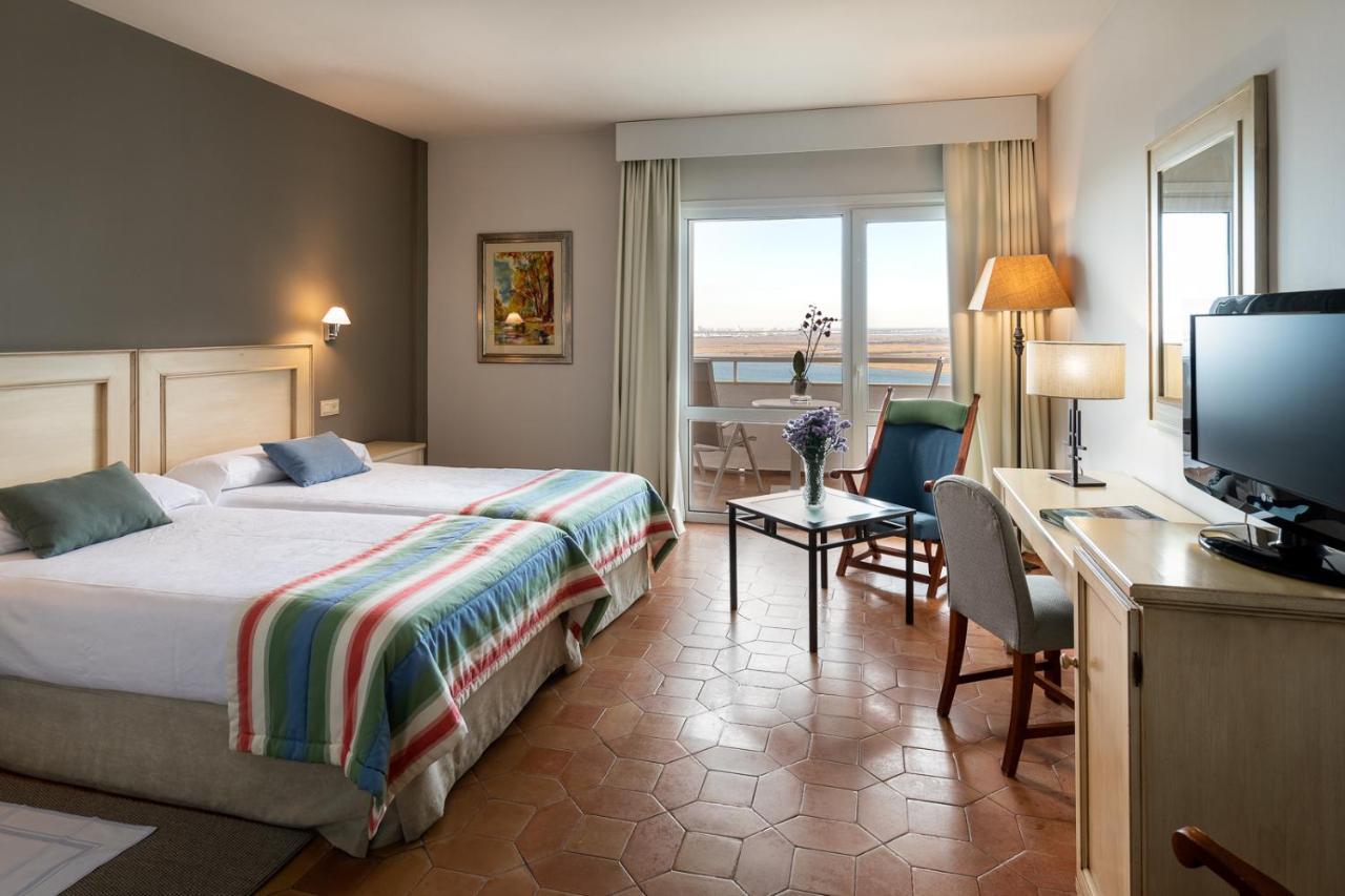 Hotel De 4*